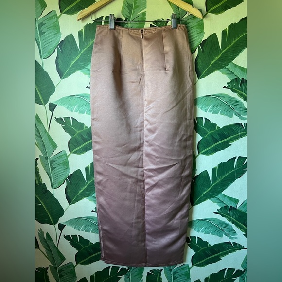 Pretty Little Thing Mocha Satin Midi Split Back Midaxi Skirt 4 NWT - Picture 5 of 6